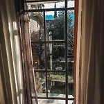 Alojamento de Acomodação e Pequeno-almoço Le Manoir Des Pélies Et D'hôtes De Charme à 6kms De Spa, Piscine, Rivière, Thermes De Cransac Conques