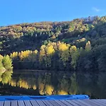Le Manoir Des Pélies Et D'hôtes De Charme à 6kms De Spa, Piscine, Rivière, Thermes De Cransac Alojamento de Acomodação e Pequeno-almoço 3*