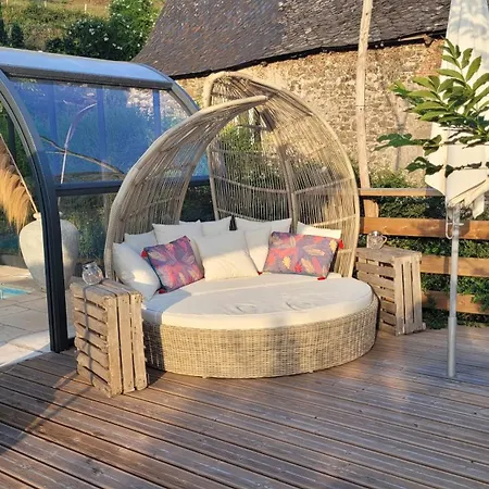 Le Manoir Des Pelies, De Charme, Jacuzzi, Piscine, Riviere 3* コンク