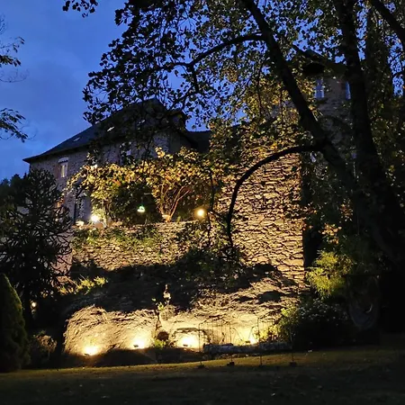 Couette-café Le Manoir Des Pélies Et D'hôtes De Charme à 6kms De Spa, Piscine, Rivière, Thermes De Cransac