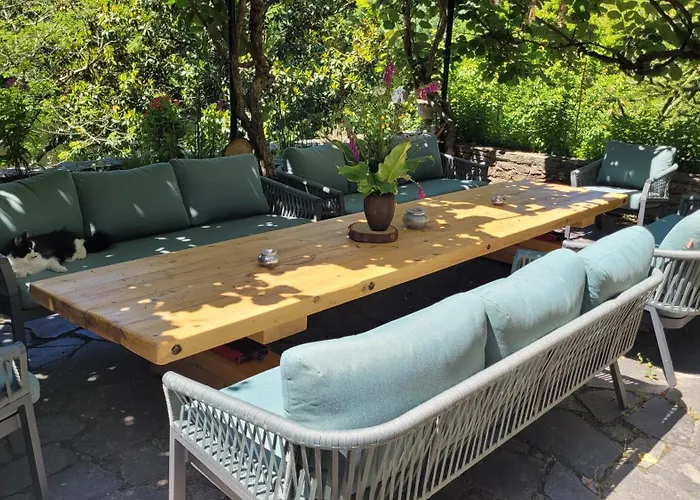 Le Manoir Des Pélies Et D'hôtes De Charme à 7kms De Spa, Piscine, Rivière, Thermes De Cransac Alojamento de Acomodação e Pequeno-almoço