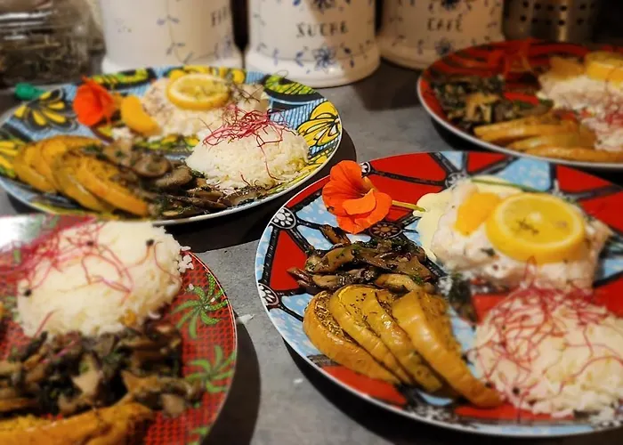 Le Manoir Des Pélies Et D'hôtes De Charme à 7kms De Spa, Piscine, Rivière, Thermes De Cransac Alojamento de Acomodação e Pequeno-almoço